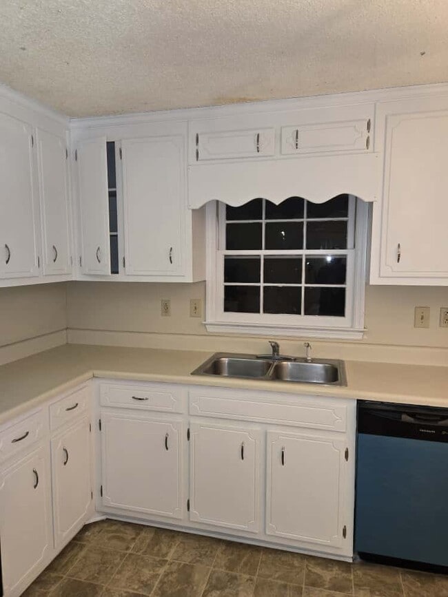 314 W Gordon St, Unit apt. 1 in Thomaston, GA - Building Photo - Building Photo