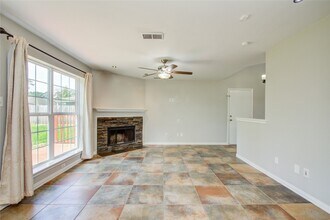 2306 Pine Cone Dr in Humble, TX - Building Photo - Building Photo