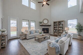 703 Thoroughbred Ave in Frisco, TX - Building Photo - Building Photo