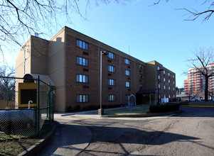 Carleen Batson Waller Manor in Nashville, TN - Building Photo - Building Photo