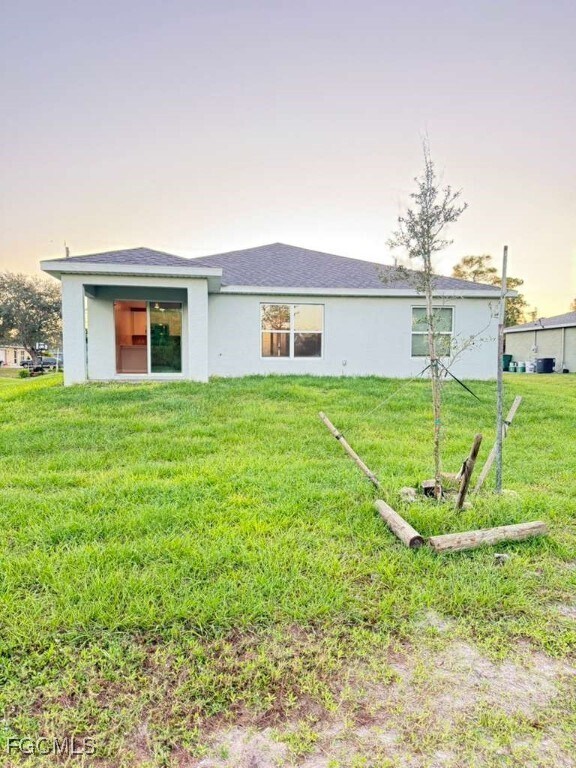 5019 Moon Ln in La Belle, FL - Building Photo - Building Photo