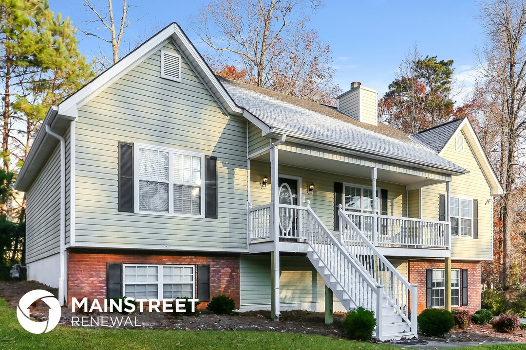 359 Highlander Way in Acworth, GA - Building Photo