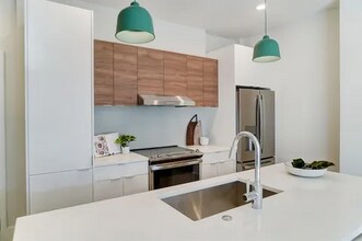 33 E Court St in Cincinnati, OH - Building Photo - Building Photo