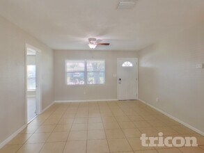 11158 109th Way N, Unit 701 in Largo, FL - Building Photo - Building Photo