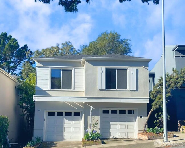 415 Panorama Dr