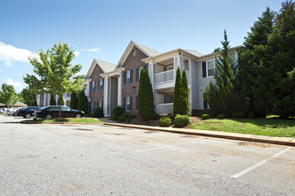 Greenville Commons in Greenville, GA - Building Photo - Building Photo