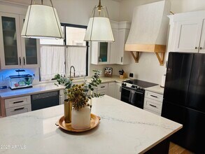 9210 S Heather Dr in Tempe, AZ - Building Photo - Building Photo