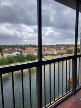10155 NW 9th Street Cir, Unit 4-505 in Miami, FL - Building Photo - Building Photo