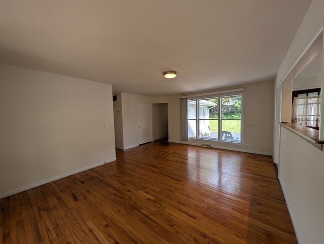 4329 Sterling Rd in Downers Grove, IL - Building Photo - Building Photo