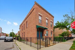 624 S Oakley Blvd, Unit 2 in Chicago, IL - Building Photo