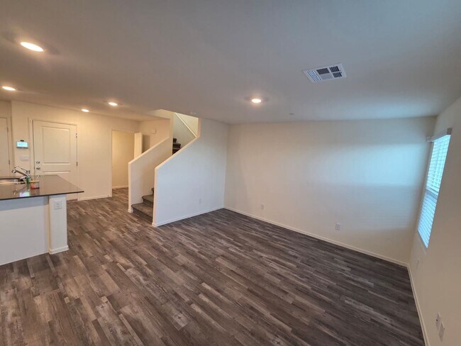 9436 Emerald Mesa St in Las Vegas, NV - Building Photo - Building Photo
