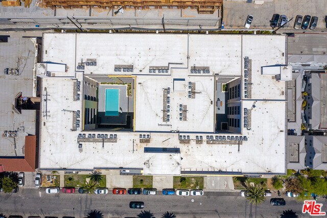 2939 Leeward Ave-Unit -611 in Los Angeles, CA - Building Photo - Building Photo