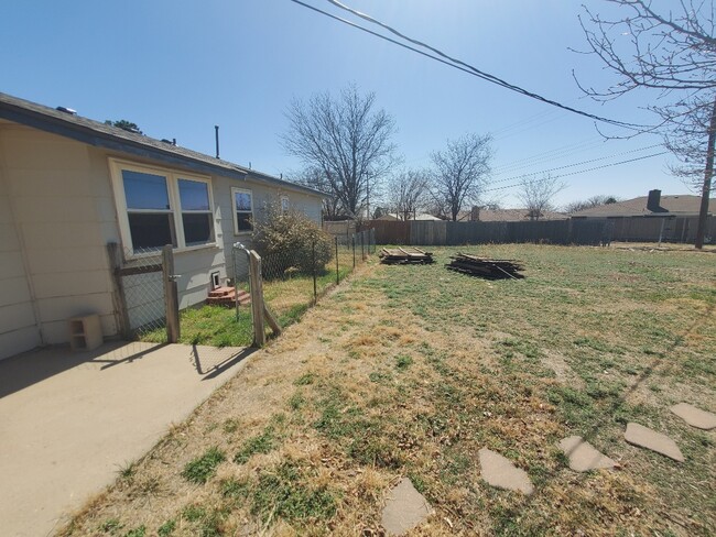 5130 Temple Dr in Amarillo, TX - Building Photo - Building Photo