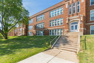 Oconomowoc School Apartments