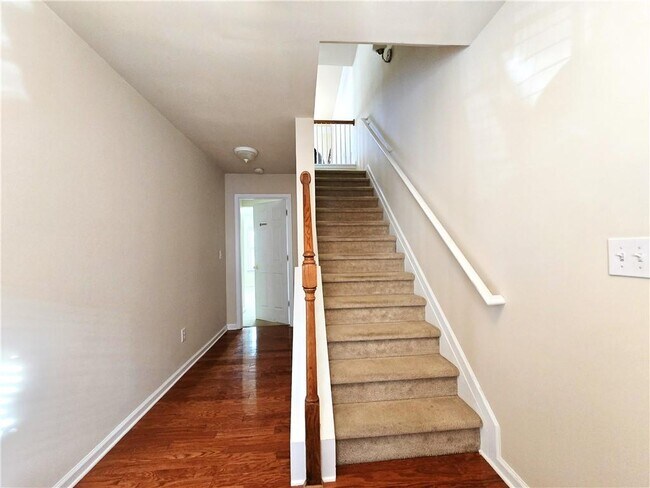 2192 Landing Walk Dr in Duluth, GA - Building Photo - Building Photo