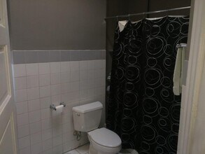 3832 N Lakewood Ave, Unit 2nd in Chicago, IL - Building Photo - Building Photo