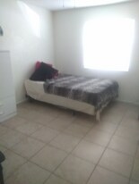 7024 SW 18th Pl in Gainesville, FL - Building Photo