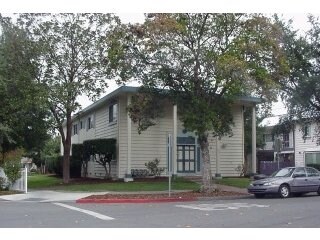 3693 Waterbury Ct in San Jose, CA - Foto de edificio