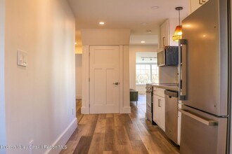 18 Rock City Rd in Woodstock, NY - Building Photo - Building Photo