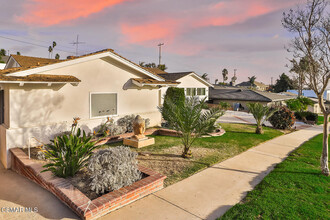 5212 Reynier Ave in Los Angeles, CA - Building Photo - Building Photo