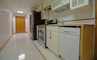 341 Summer St, Unit 341R-1 in Somerville, MA - Building Photo