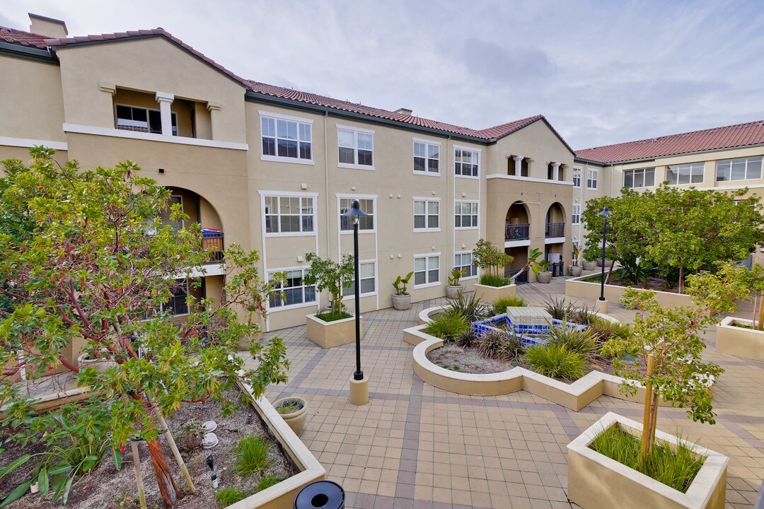 1883 Agnew Rd in Santa Clara, CA - Building Photo