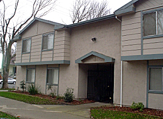 Martin Luther King Apartments in Sacramento, CA - Foto de edificio - Building Photo