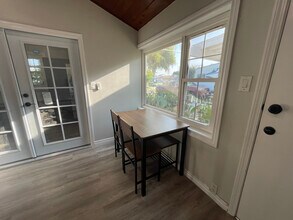 13712 Saranac Dr in Whittier, CA - Foto de edificio - Building Photo