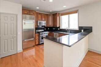 7400 River Rd in North Bergen, NJ - Building Photo - Building Photo