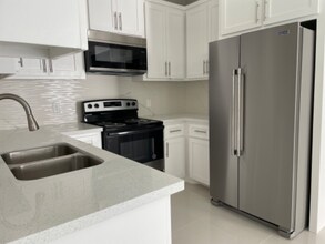 2507 N Vineyard Ave in Edinburg, TX - Foto de edificio - Building Photo