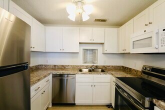 229 S McMullen Booth Rd in Clearwater, FL - Building Photo - Building Photo