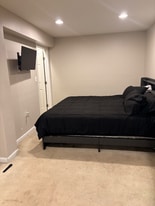 34 Appletree Ln, Unit Master Bedroom in Stafford, VA - Building Photo