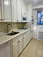 71 Strawberry Hill Ave in Stamford, CT - Building Photo - Building Photo