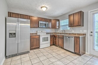 198 Amanda Ln in Bristol, TN - Building Photo - Building Photo