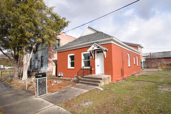 property at 536 N 600 W