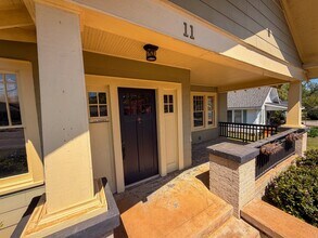 11 Perry Rd in Greenville, SC - Building Photo - Building Photo