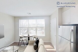 229 Quarry St in Quincy, MA - Building Photo