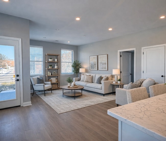 8 Campbell Ave, Unit 201