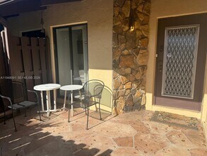 412 Briarwood Cir in Hollywood, FL - Building Photo - Building Photo