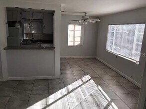 15 N Brown Ave in Orlando, FL - Building Photo - Building Photo