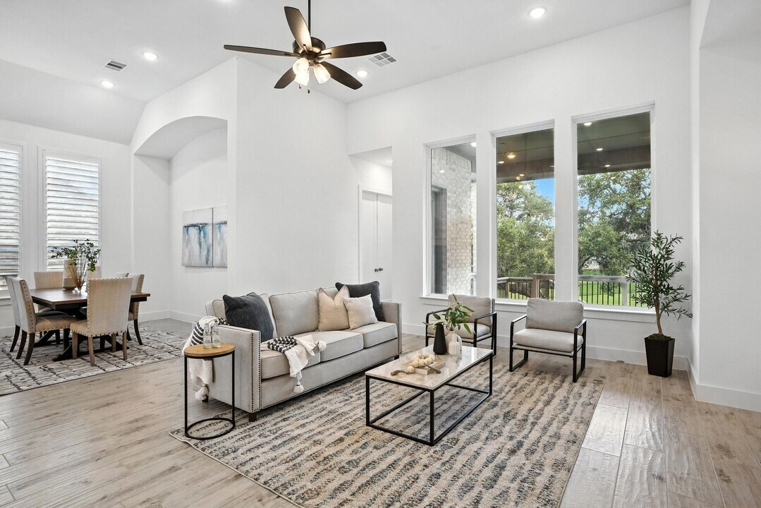 220 Corazon in Boerne, TX - Building Photo