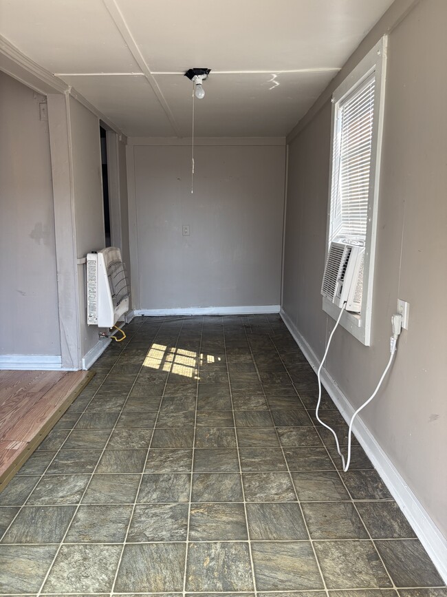 210 W Spg St in Covington, TN - Building Photo - Building Photo