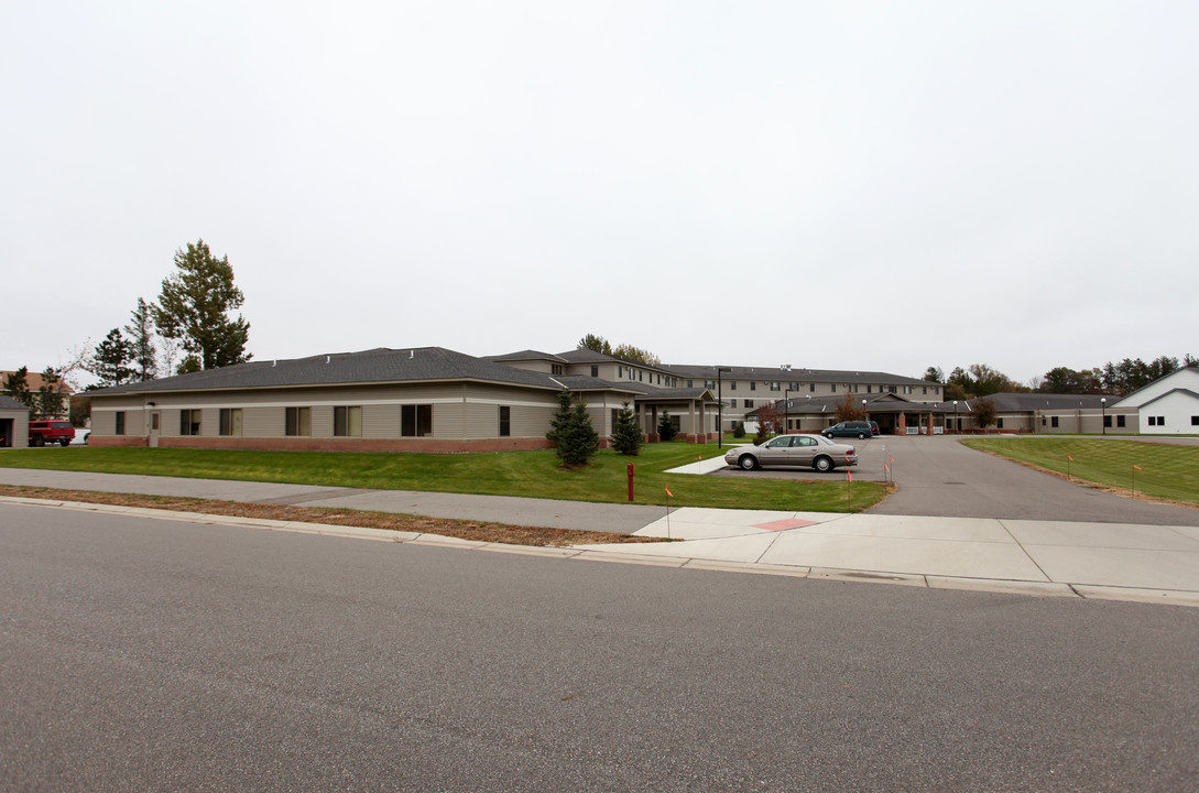 Shepherd of Grace Senior Community in Becker, MN - Foto de edificio