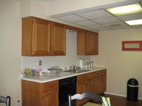 103 Park Ave in Summit, NJ - Building Photo - Building Photo