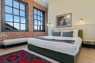 1148 S Peters St in New Orleans, LA - Building Photo - Building Photo