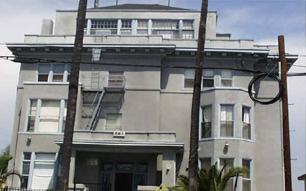 563 22nd St in San Diego, CA - Foto de edificio - Building Photo