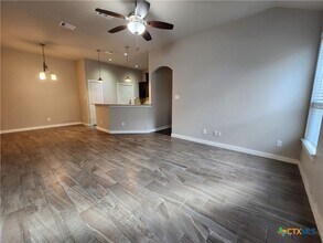 1135 Creekside Orchard in New Braunfels, TX - Building Photo - Building Photo