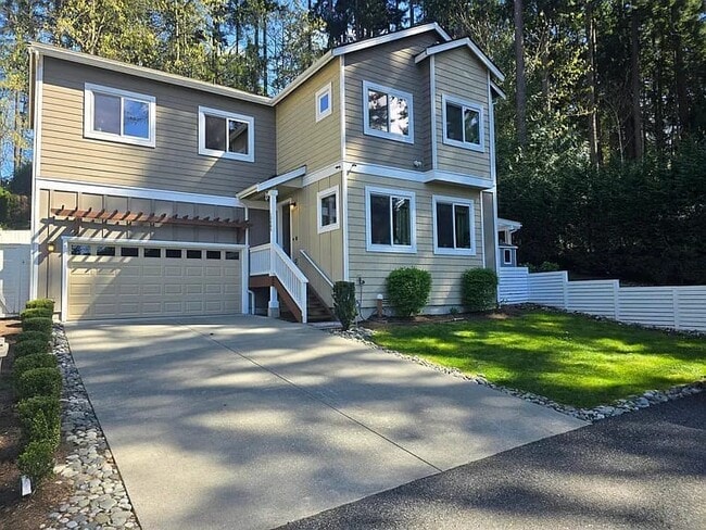 property at 12905 NE 90th St