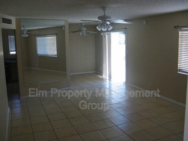 6207 Craigmont Ave