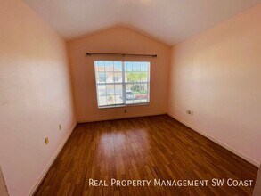936 Hampton Cir in Naples, FL - Building Photo - Building Photo